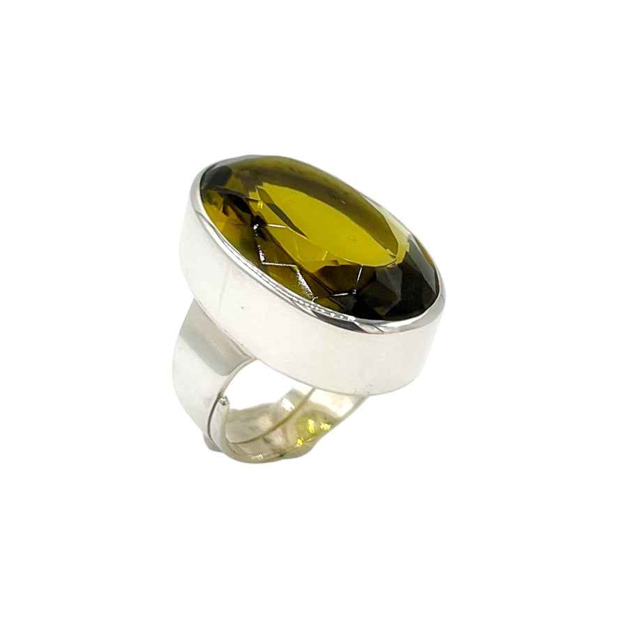 Statement-Ring aus goldbraunem Vulkanglas – 925er Sterlingsilber – verstellbar – ca. 2 × 3 cm