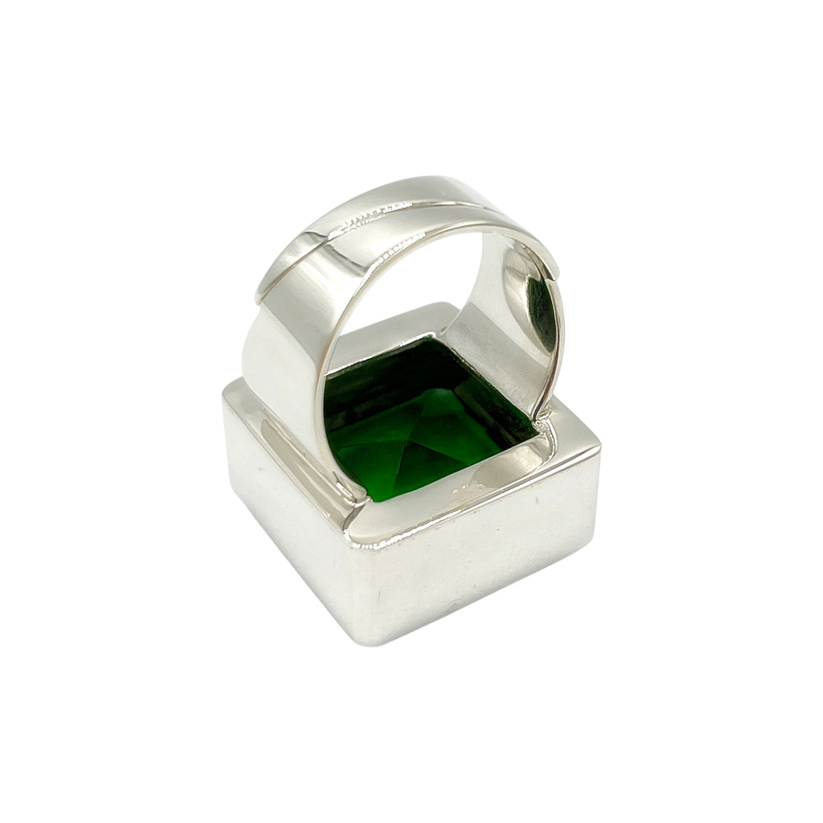 Emerald Green Volcanic Glass Statement Ring – 925 Sterling Silver – Square 2 × 2 cm