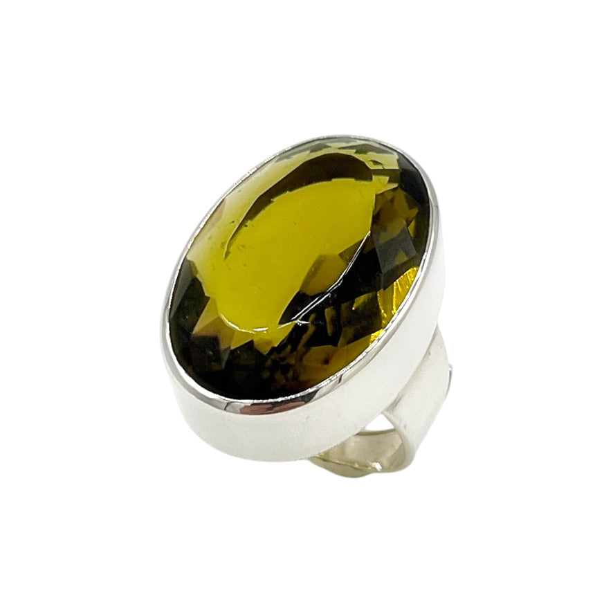 Statement-Ring aus goldbraunem Vulkanglas – 925er Sterlingsilber – verstellbar – ca. 2 × 3 cm