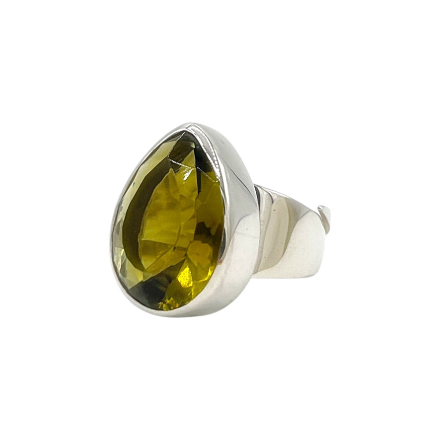 Golden Brown Volcanic Glass Teardrop Ring – 925 Sterling Silver – Adjustable - 1,5 x 2 cm