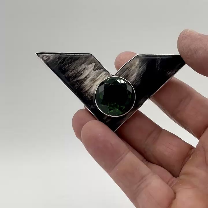Buffalo Horn & Emerald Green Volcanic Glass Pendant in 925 Sterling Silver